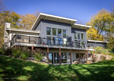 Lake Koronis Cliffside Modern – Paynesville, MN